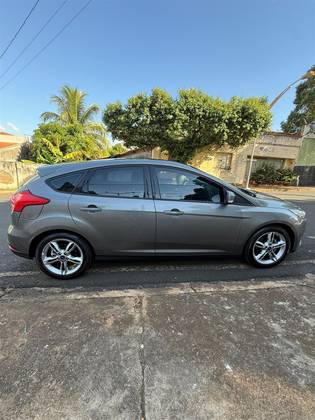 FORD FOCUS 1.6 SE 16V FLEX 4P MANUAL